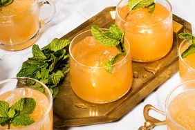 big batch cocktails tout - Minty Moscow Mule Punch
