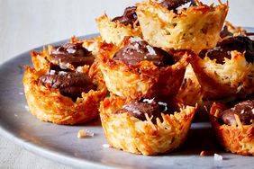 Healthy Desserts Recipes: Dark Chocolate Coconut Tartlets